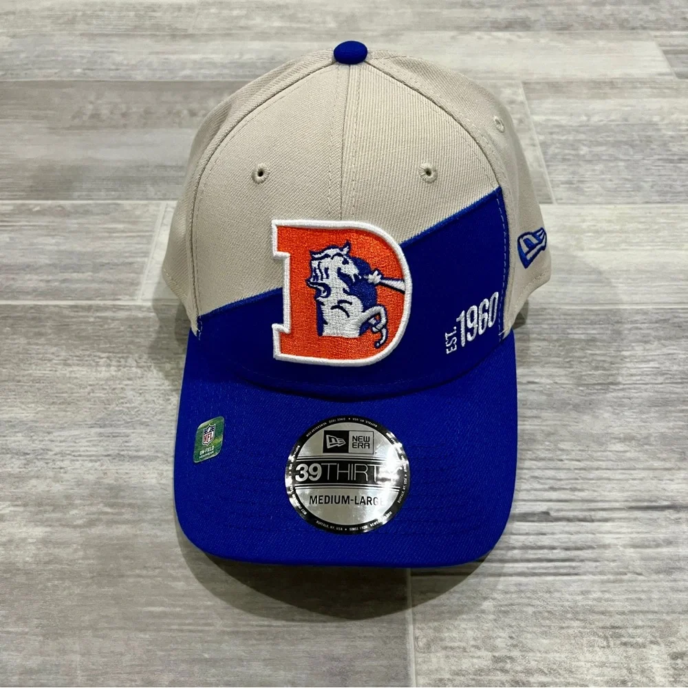 New Era Denver Broncos 2023‎ Sideline Historic 39Thirty Retro Flex Hat Cap M/L